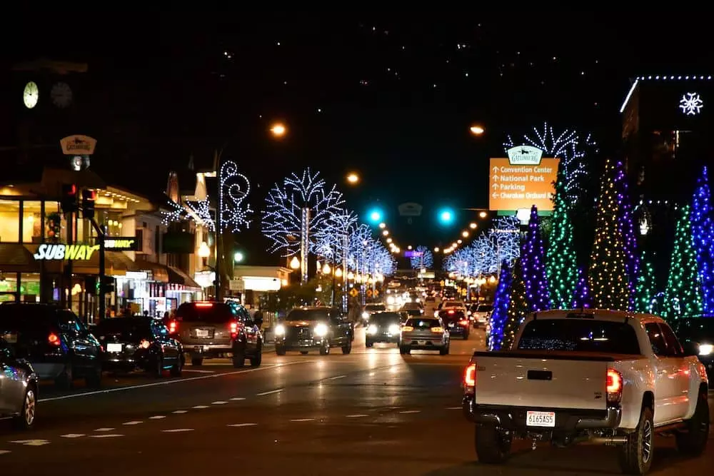 8 Ways to Celebrate Christmas in Gatlinburg