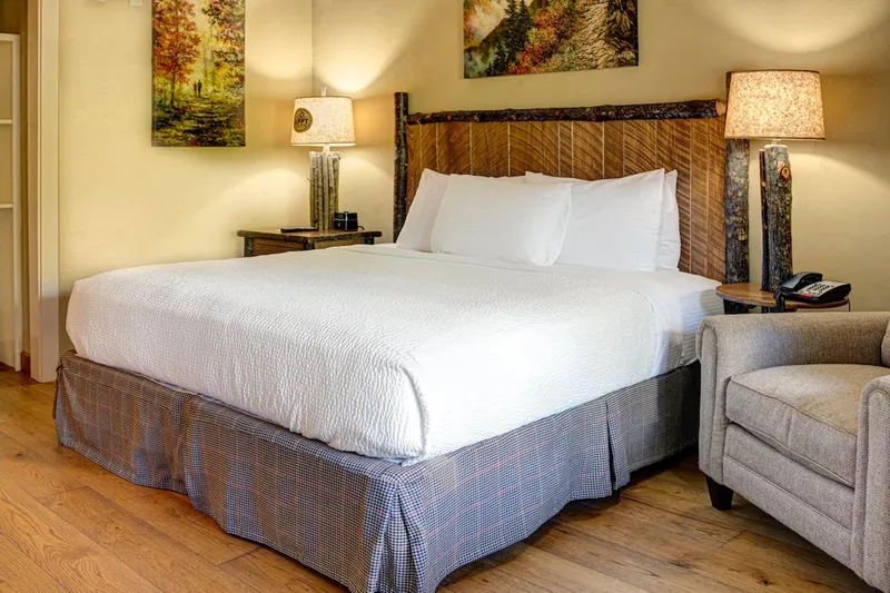 bed at The Appy Lodge