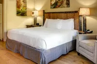 bed at The Appy Lodge