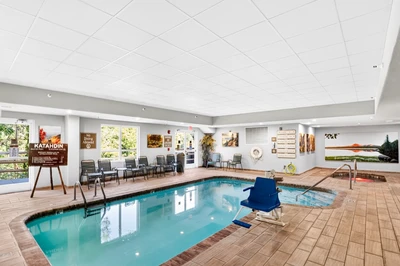 Appy Lodge indoor pool