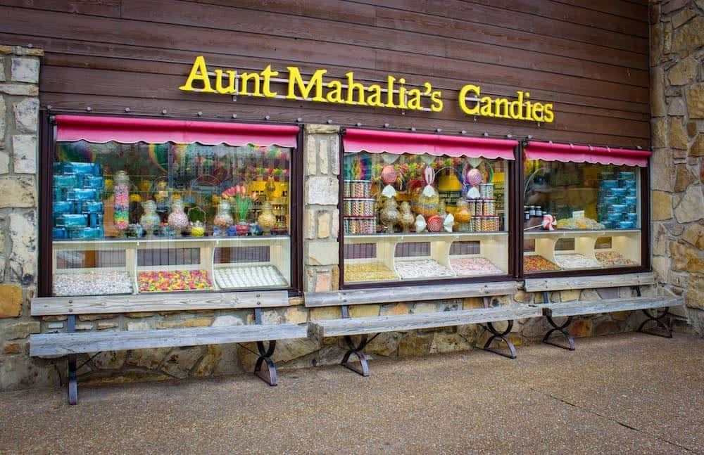 aunt mahalia's candies in Gatlinburg