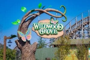 Wildwood Grove sign in Dollywood